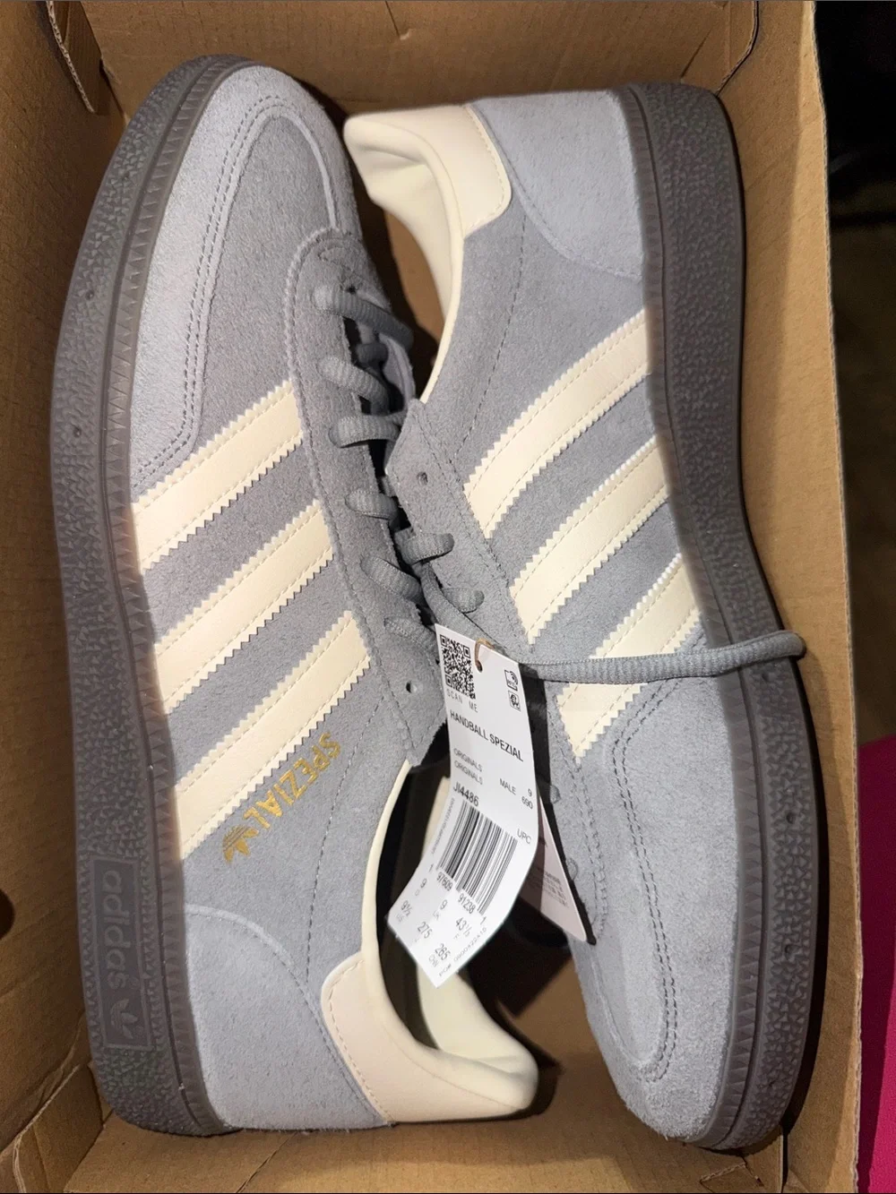 adidas  Sneakers in Light Gray and Cream
